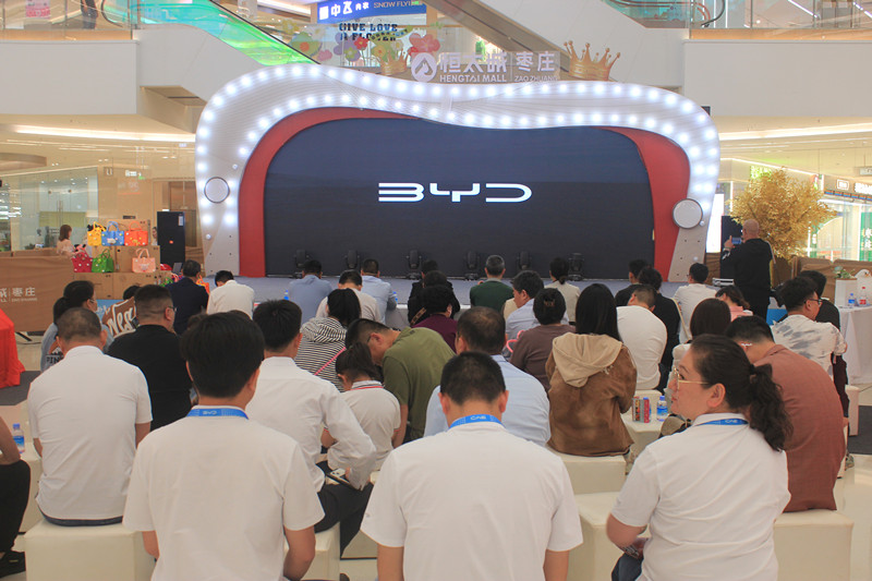 ���t�I(l��ng)����������£����f�ȁ��Ϻ���W(w��ng)�Ŀ��ذ�܇�ͼ��w����